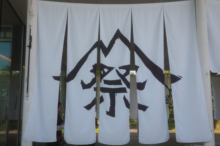 【雪峰祭2026秋:実際に行きました】雪峰祭は在庫処分祭になりつつある。